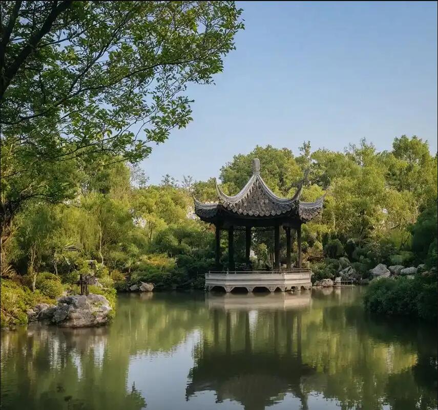 湘潭雨湖夜蕾零售有限公司